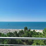 Hotel New Akileda 3*