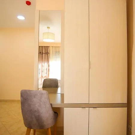 New Akileda Hotel Golem (Tirana)