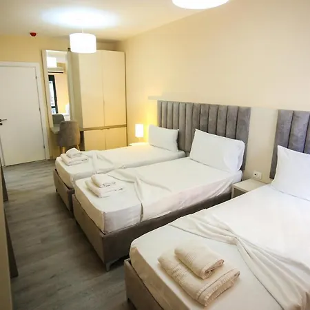 Hotel New Akileda Golem (Tirana)