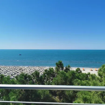 Hotel New Akileda 3*